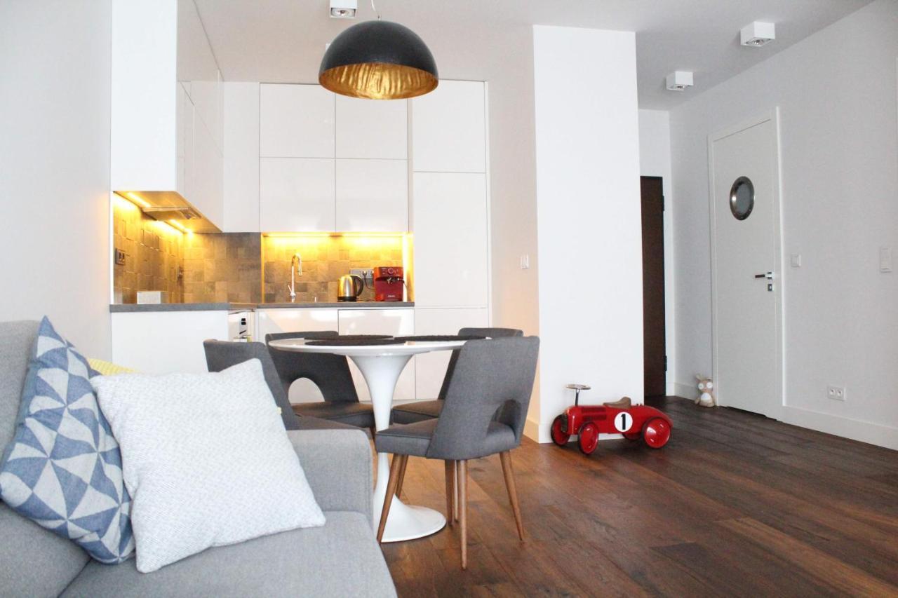 Apartament Wilanow Klimczaka วอร์ซอ ภายนอก รูปภาพ